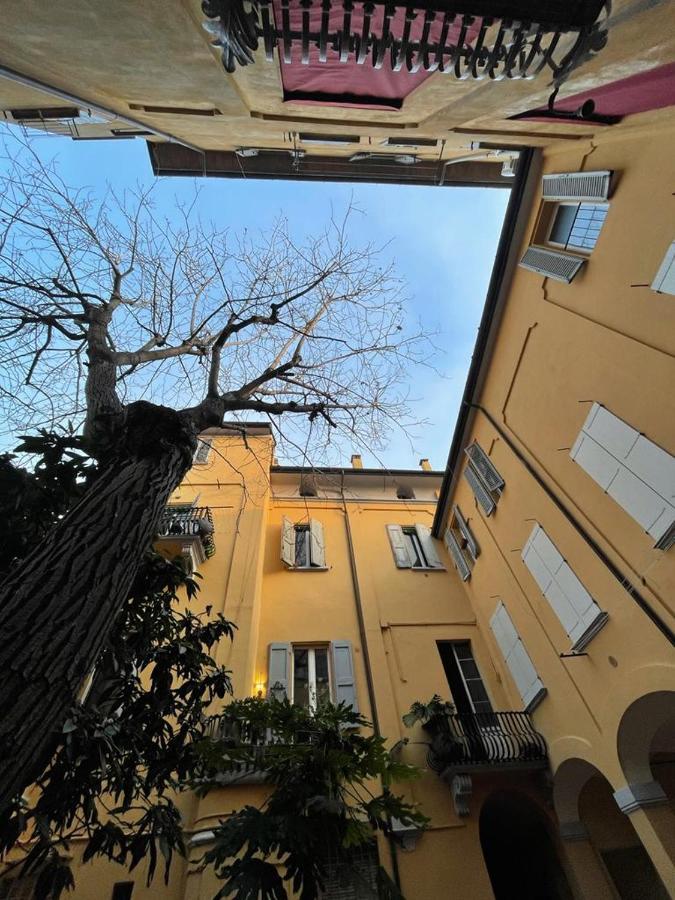 Portici Design Suite - Historical Center Bologna Kültér fotó