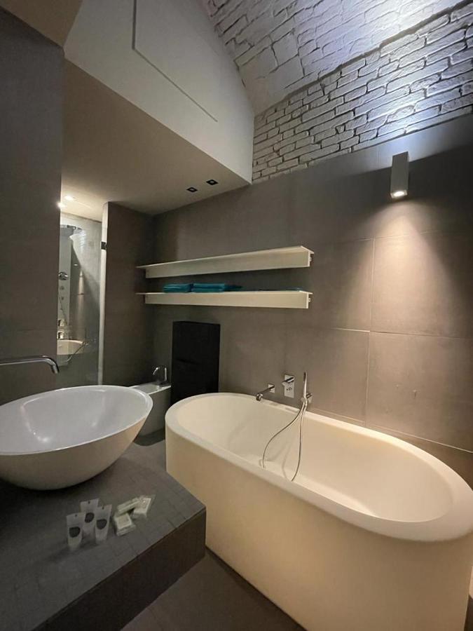 Portici Design Suite - Historical Center Bologna Kültér fotó